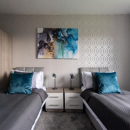 3 Bed Apartment - Perfect For Contractors Near Liverpool Airport Hale  Eksteriør bilde