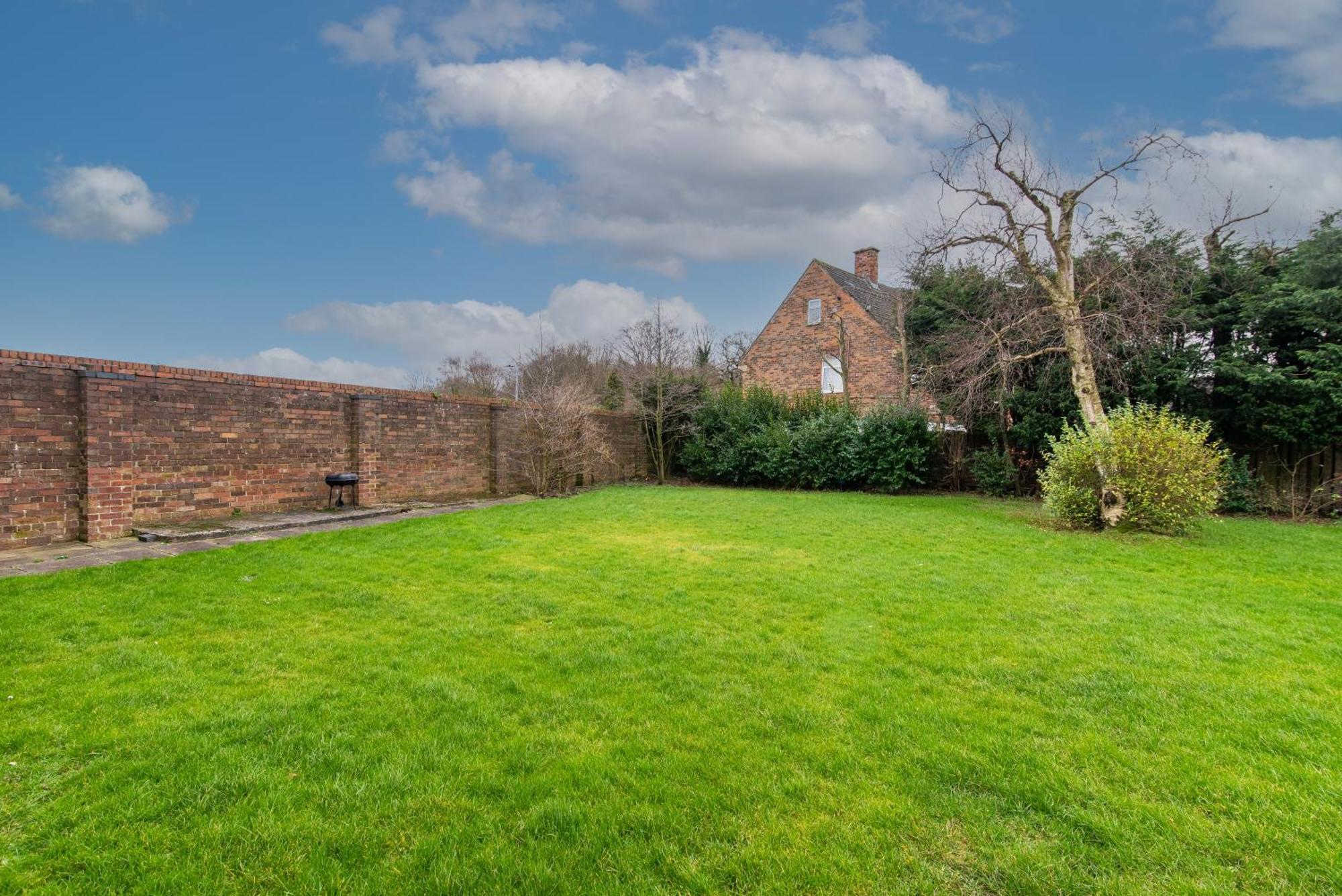 3 Bed Apartment - Perfect For Contractors Near Liverpool Airport Hale  Eksteriør bilde