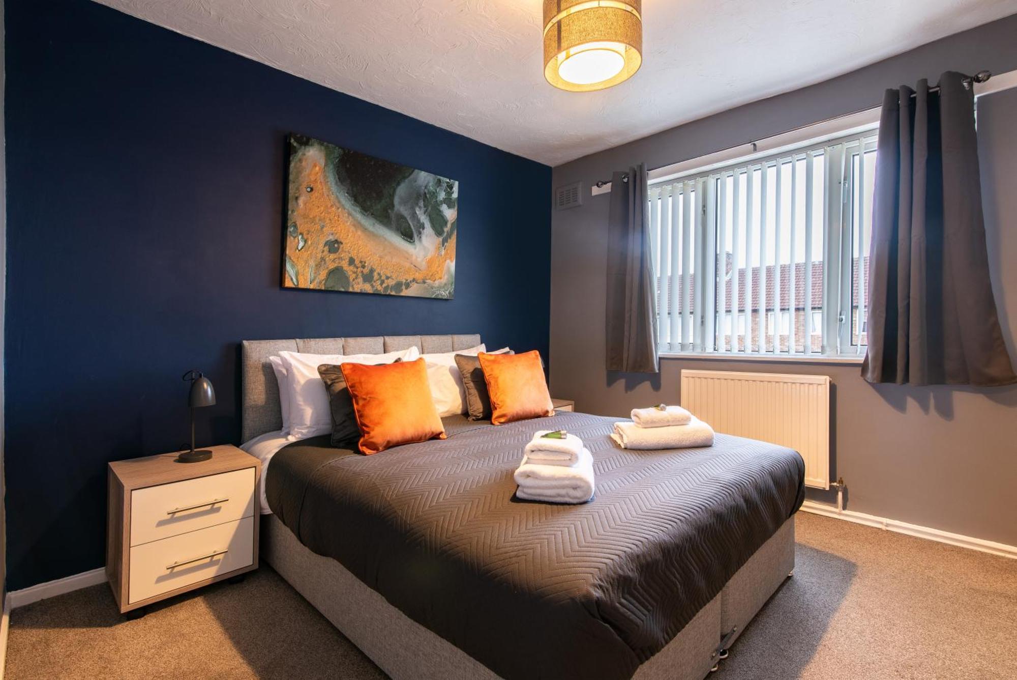 3 Bed Apartment - Perfect For Contractors Near Liverpool Airport Hale  Eksteriør bilde